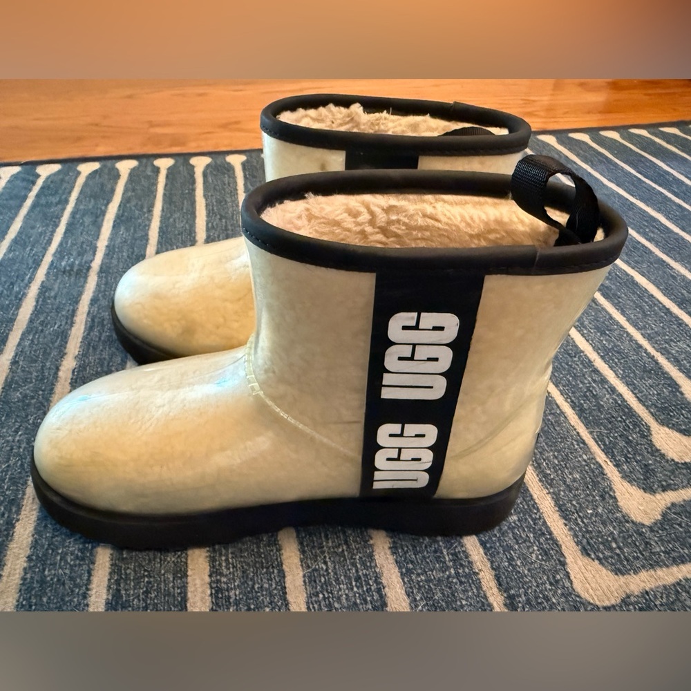 UGG Beige and Black Short Boots